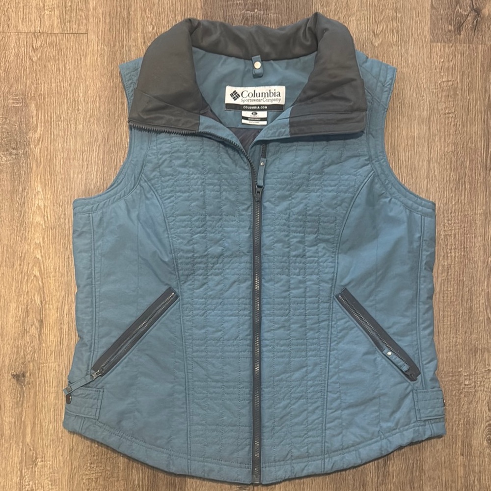 Columbia Blue interchangable Quilted Vest